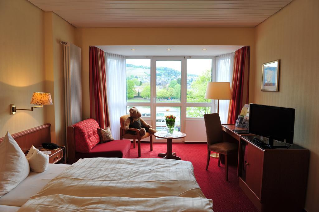 Hotel Baeren Bernkastel-Kues Room photo