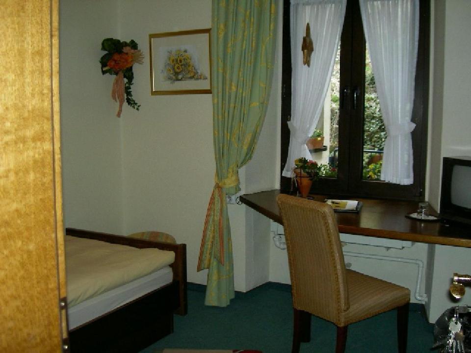 Hotel Baeren Bernkastel-Kues Room photo